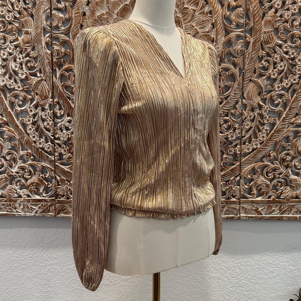 Chenault Gold Crinkle Party Blouse - Picture 5 of 13